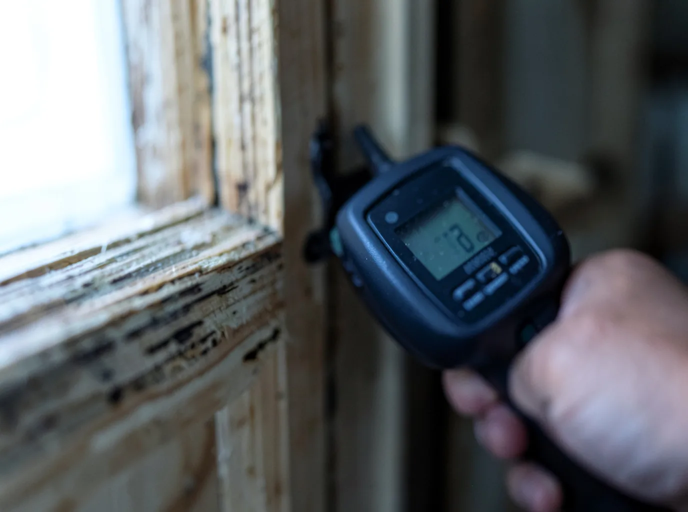 Ceiling Water Damage Repair in Mantachie, MS